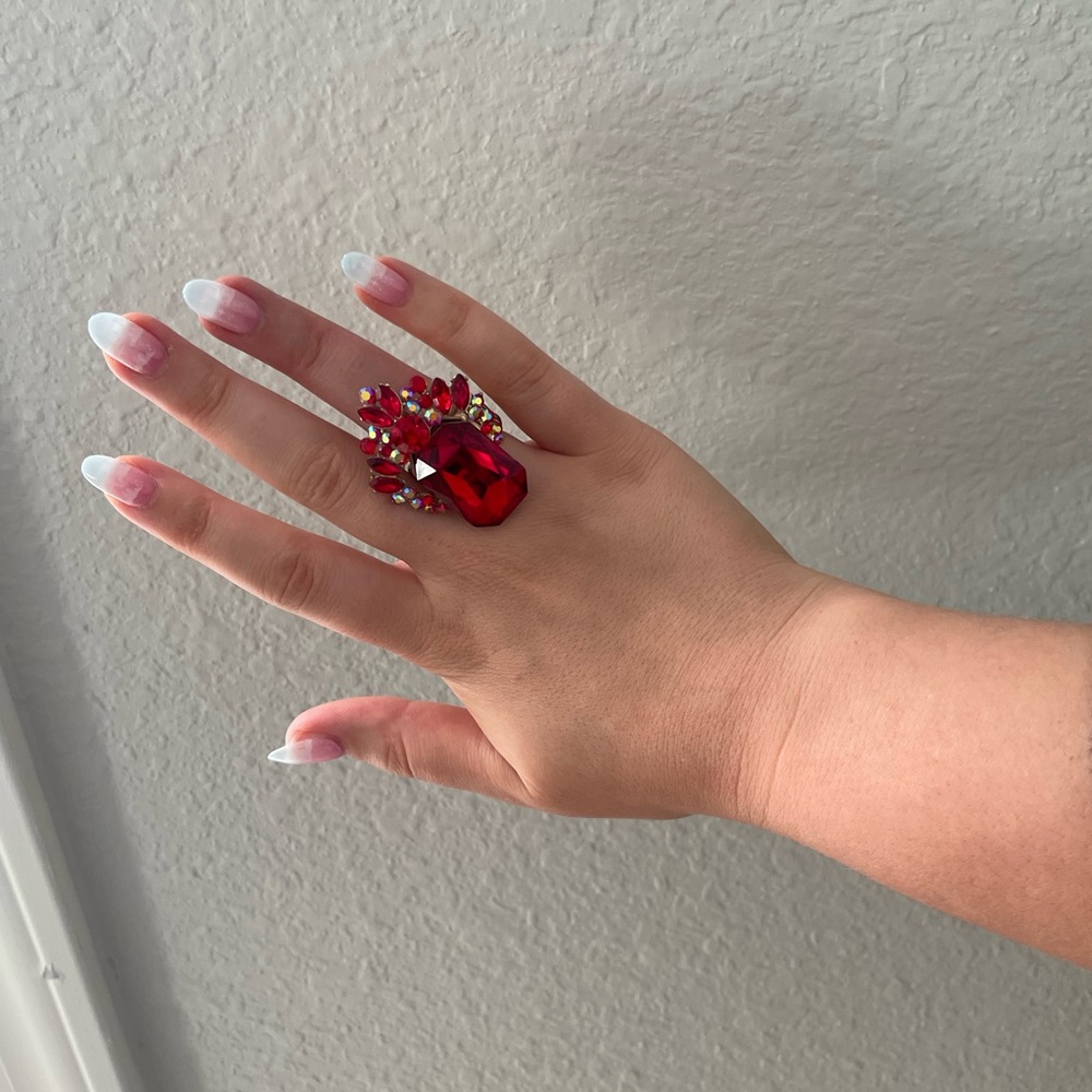 Gorgeous Statement Ring | Red - image 3